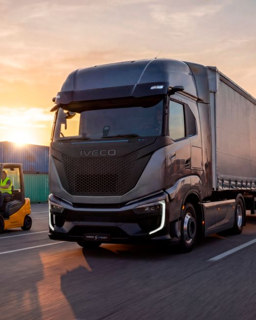 IVECO S-eWay Artic